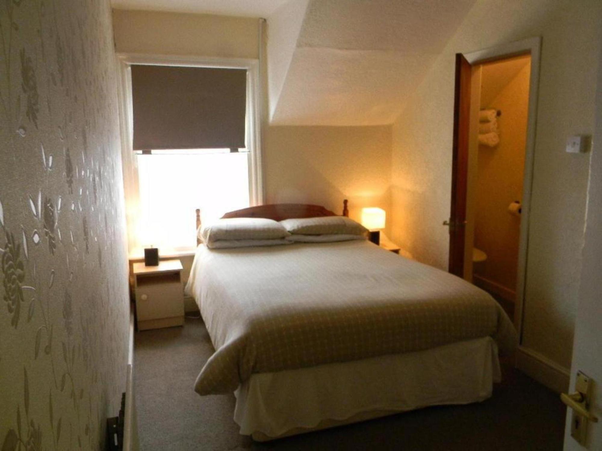 Dora Hotel — Photos 1